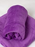 Hebká deka HOMA vhodná aj pre alergikov fialová